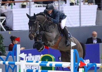 SPIKE VD WITHOEVE