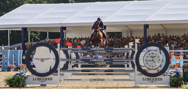 Bond 4th in London Grand Prix